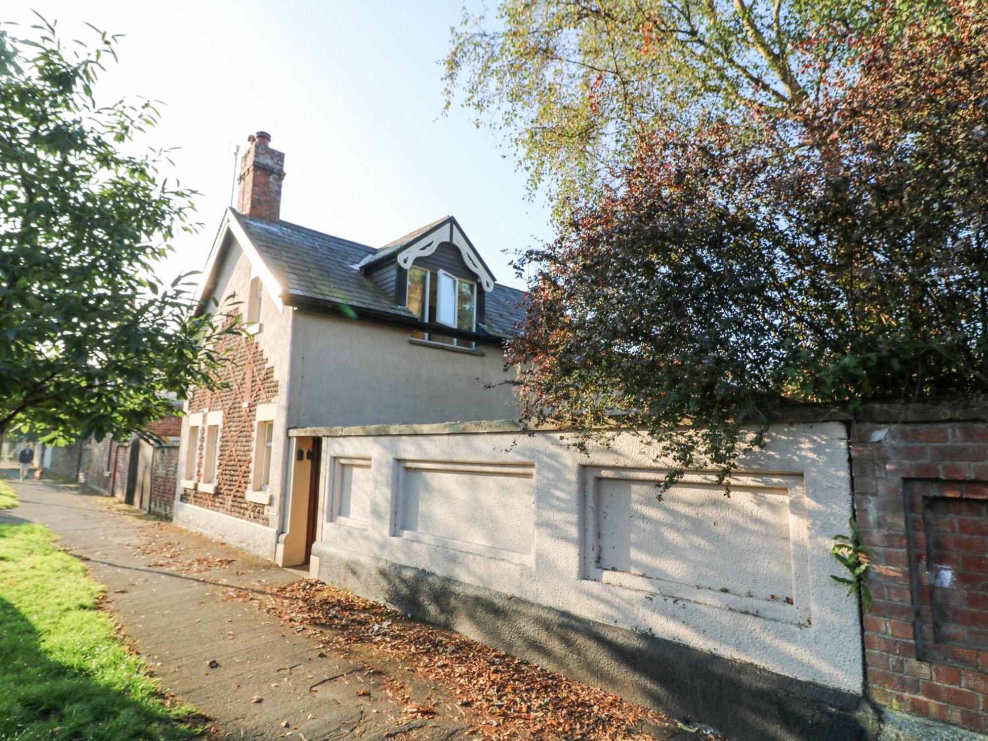 6D Clifton Drive Villa Lytham St Annes Exterior photo